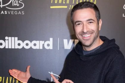 Is Ari Melber in A Relationship? Who is dating Him in 2023