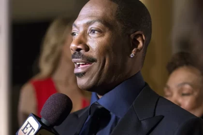 Is Eddie Murphy Gay