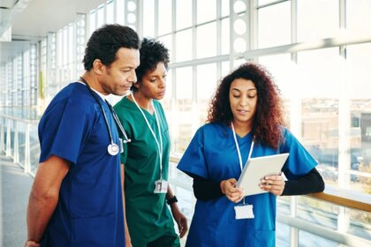 10 Reasons to Choose a Career in Nursing