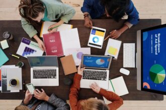 8 Compelling Reasons to Incorporate Social Media into Your Business Plan