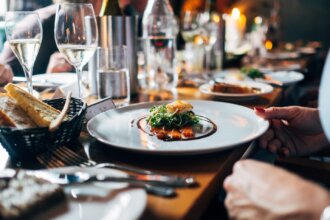 Revolutionizing Dining: How Thestaurant Merges Technology with Taste