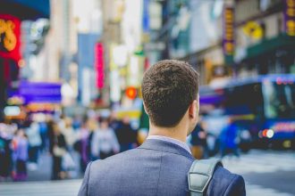 5 Essential Life Hacks for Expats Living Overseas: What Do You Need to Know?