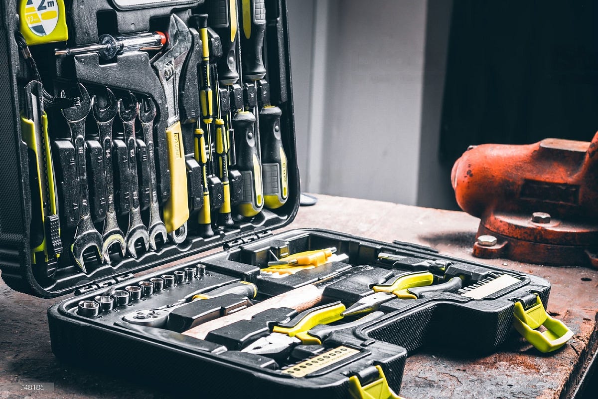 How the Right Tool Boxes Can Maximize Efficiency in the Modern World