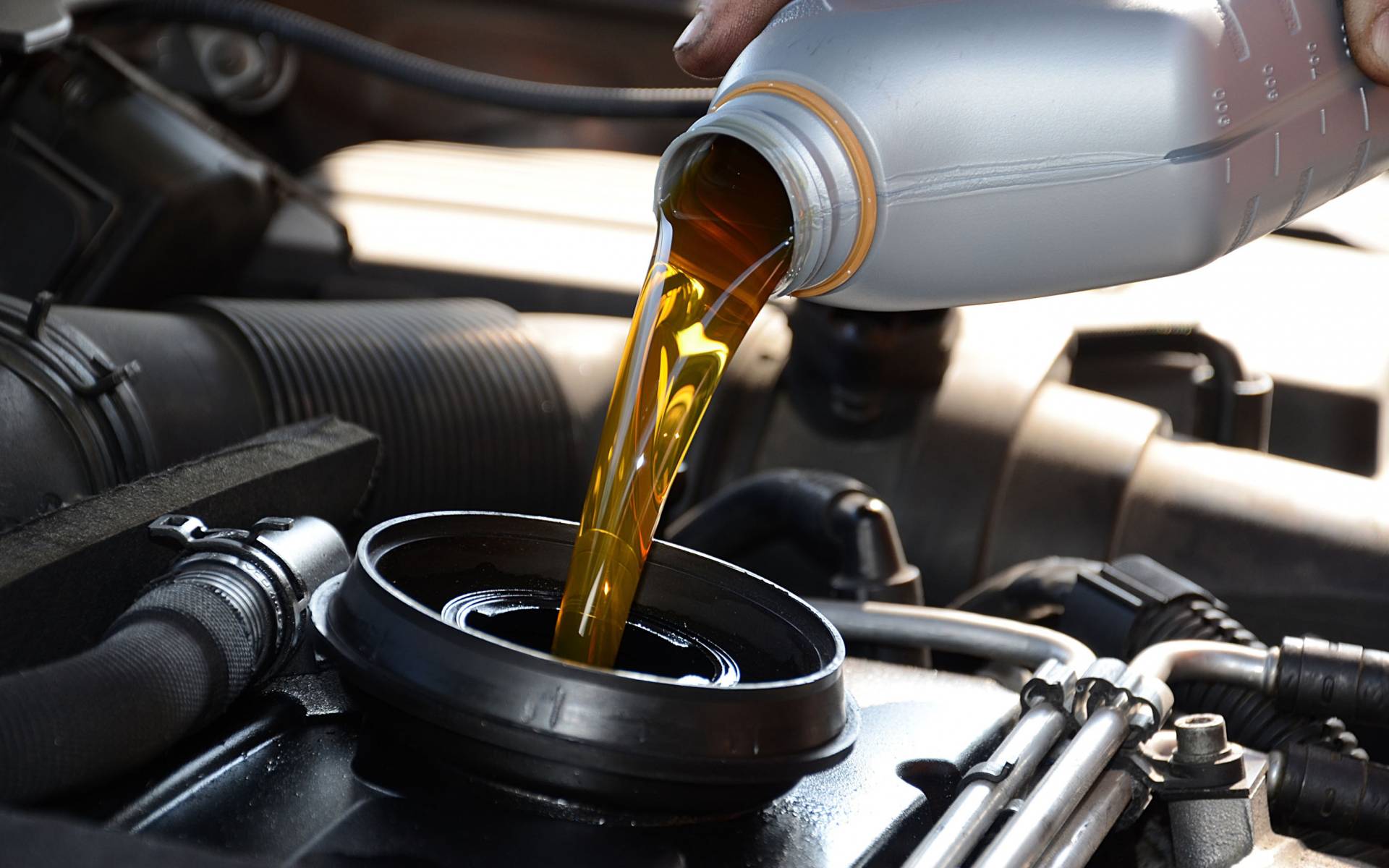 Understanding Engine Oil: Making the Right Choice