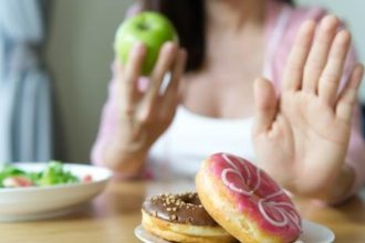 5 Food Habits to Avoid for Quick Weight Loss