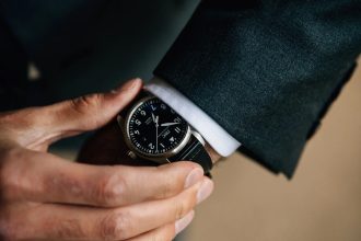 What Makes a Watch Design Timeless and Iconic?