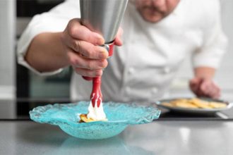 Exploring the Huge Possibilities of Using Cream Chargers in Cooking