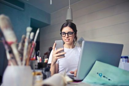 The Essential Guide to Becoming a Social Media Manager