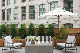 What to Consider When Selecting Outdoor Furniture