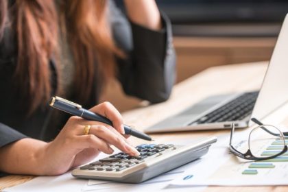 Why Working With The Right Accountant Matters