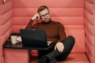 Creating Quiet Spaces in the Modern Workplace With Soundproof Office Pods