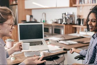 Tech Independent Contractors: S-Corporations for Work Contracts and Tax Advantages