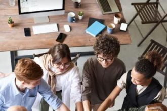 The Benefits of Employee Team Building Activities